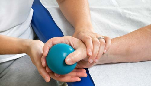 Griffbälle oder Knetbälle sind Handtrainer, die auch zum Stressabbau nutzbar sind
