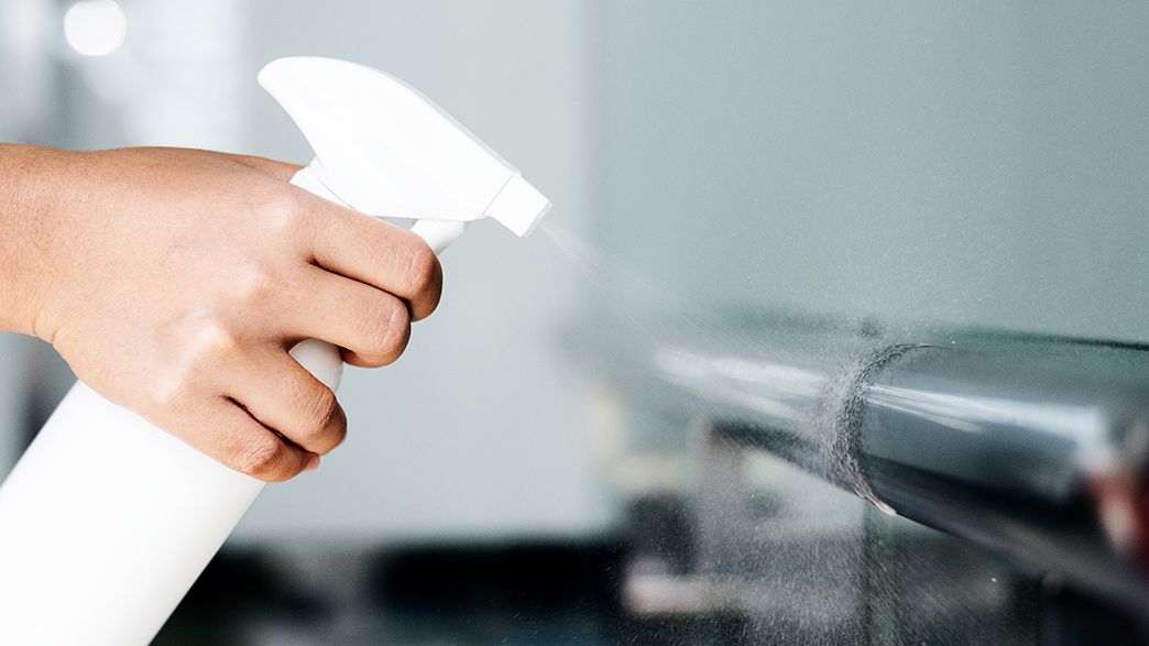Flächendesinfektion – Oberflächen korrekt desinfizieren